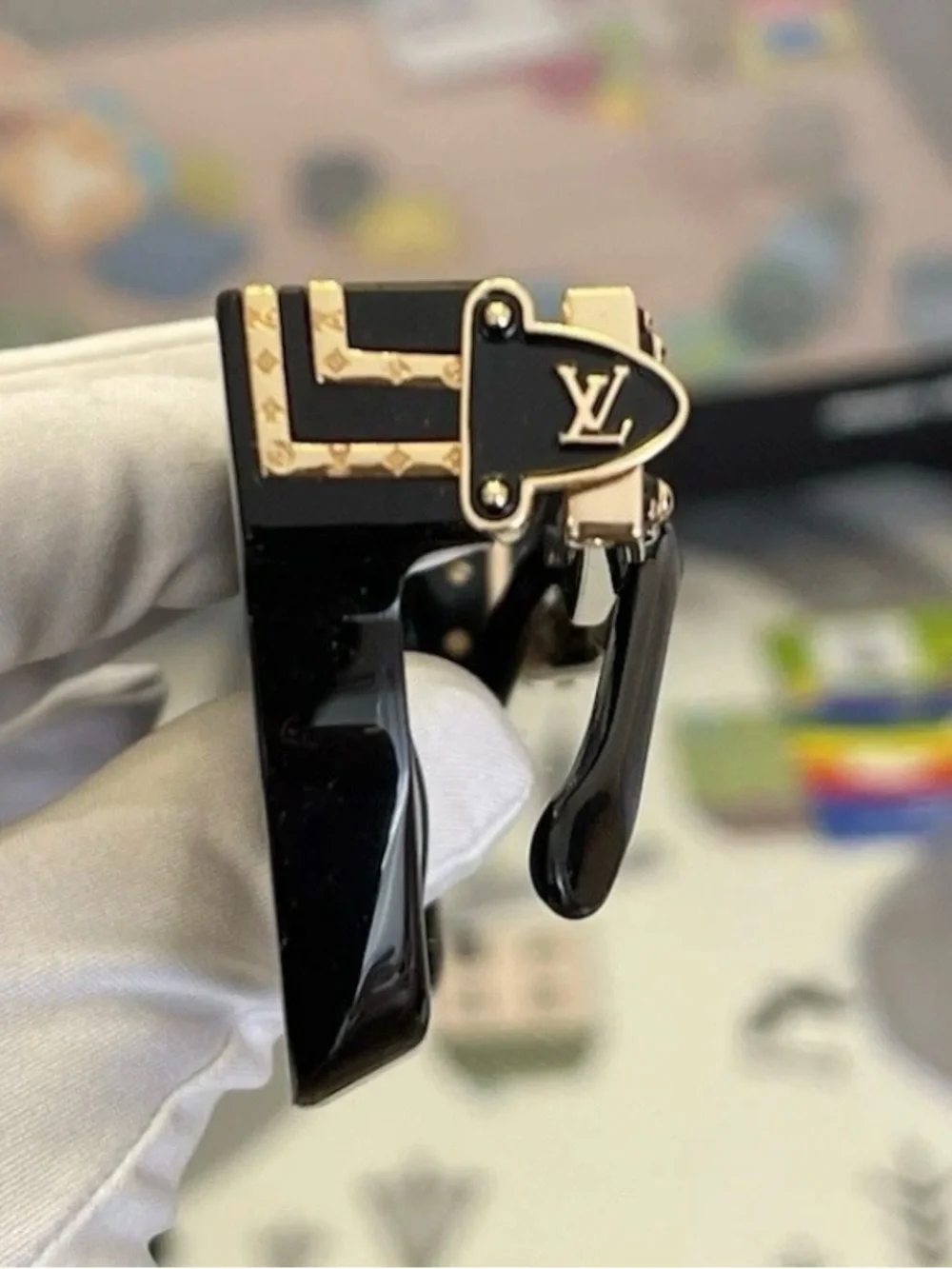 Louis Vuitton 1.1 Millionaires Sunglasses Black Gold Z1165E Authentic Unisex